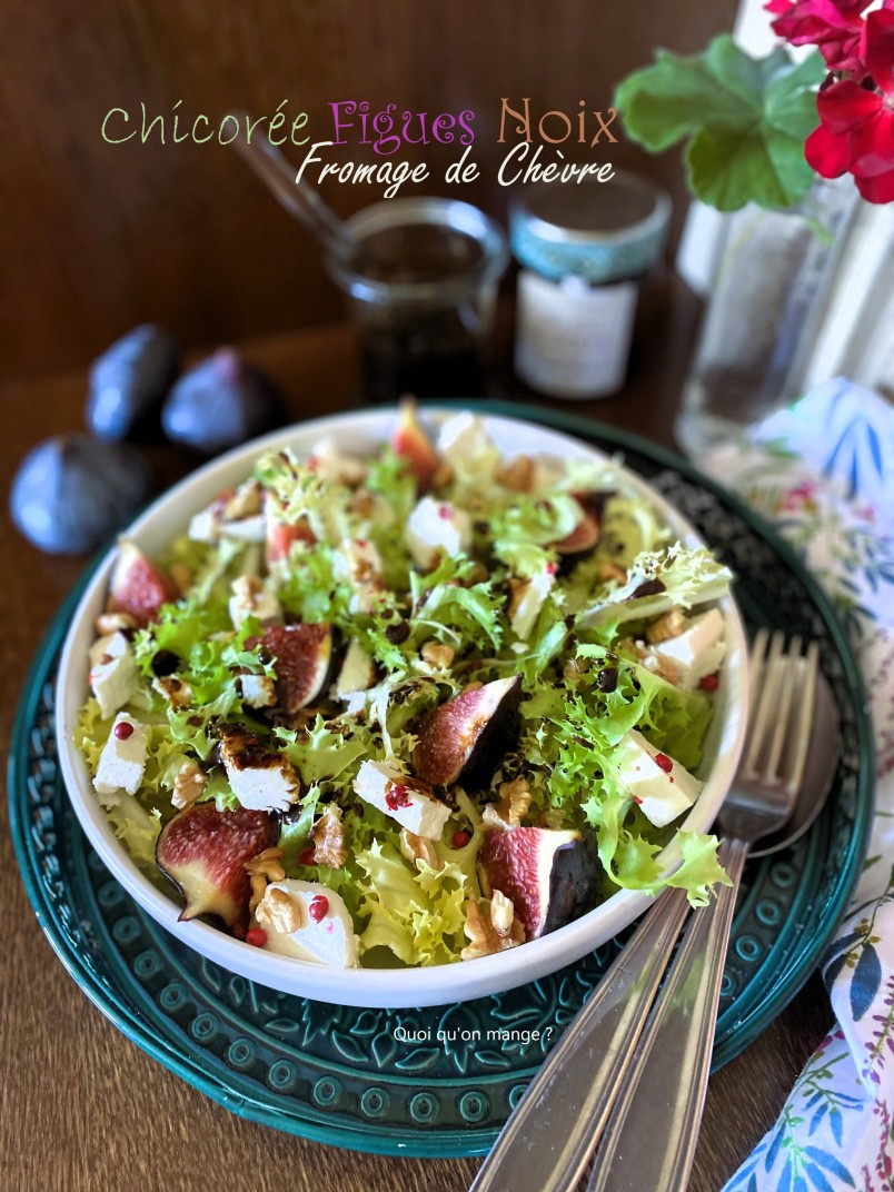 Salade de Chicorée Frisée, Figue, Fromage de Chèvre et Noix